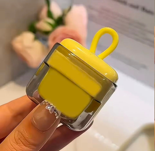 Mini Reusable Lint Remover – Pocket Size & Washable 🧼